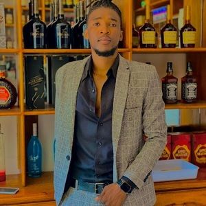 Meet your Posher, Johnny